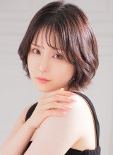 ボブが似合う清楚系美女