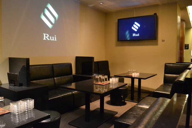 Ruiのスタッフ求人 アルバイト 福井市 ラウンジ アルバイトナイツnext