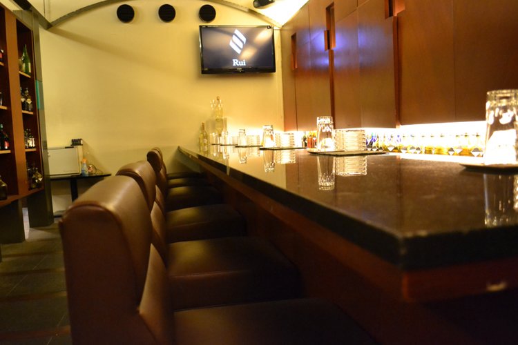 Ruiのスタッフ求人 アルバイト 福井市 ラウンジ アルバイトナイツnext