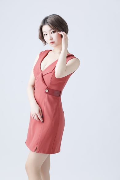 赤門倶楽部の妃 アスナ