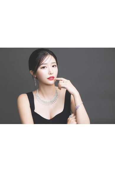 BARCELONA　妃翠の月貴 みれい