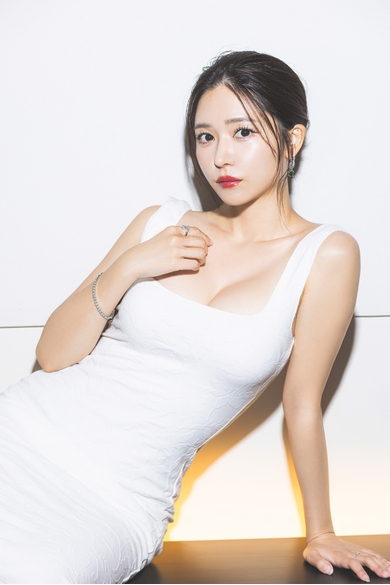 BARCELONA　妃翠の月貴 みれい