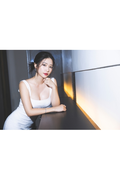 BARCELONA　妃翠の月貴 みれい