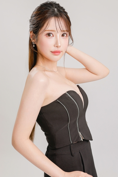 BARCELONA　妃翠の白崎 那奈