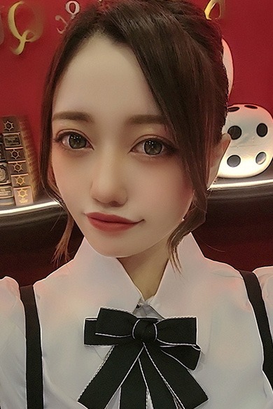 Luxury Girls Bar KING &amp; QUEENのゆうな