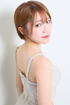 朝比奈 かおり