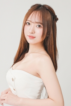 月城 れな