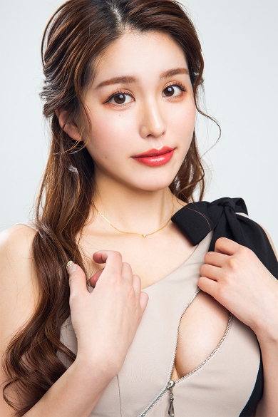 BARCELONA　Leicesterの黒輝 りさ