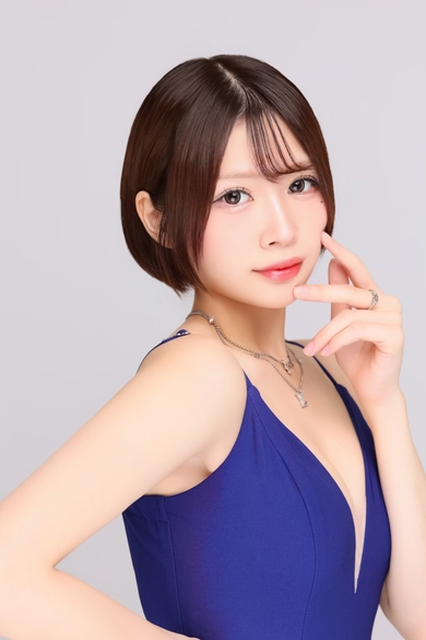 Paris Collectionの浅倉　みなみ