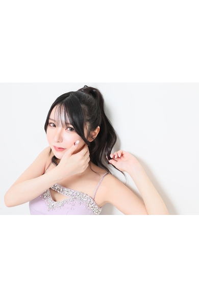 Paris Collectionの綾瀬 ネネ