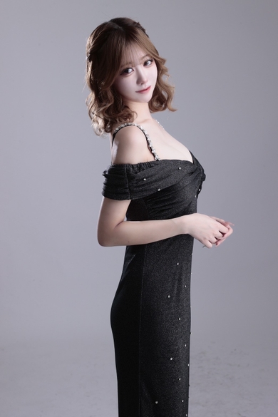 Paris Collectionの櫻井はる