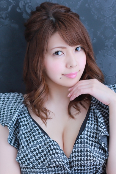 BARCELONA　Lounge 凛の椿 日和