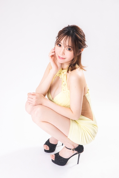 BARCELONA Lounge 凛の葉月 りほ