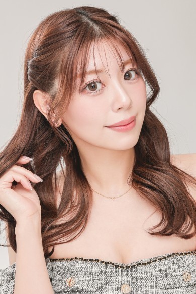 BARCELONA　Lounge 凛の若菜 まい