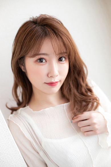 BARCELONA　Lounge 凛の橘 美咲