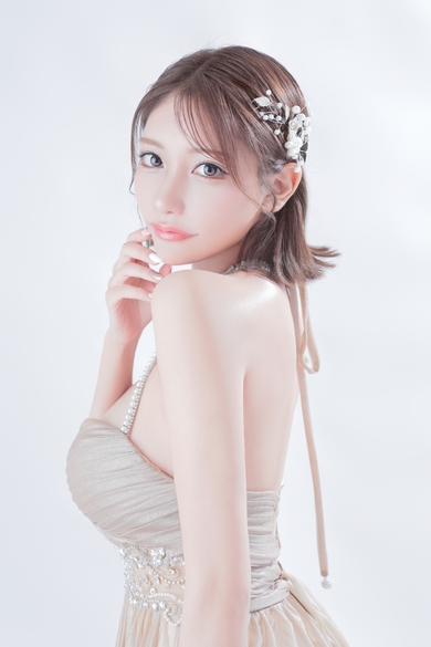 NEW CLUB ROYAL STAGEの愛咲 えま