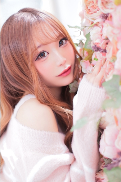SEA SIDE CLUBの白咲 愛南