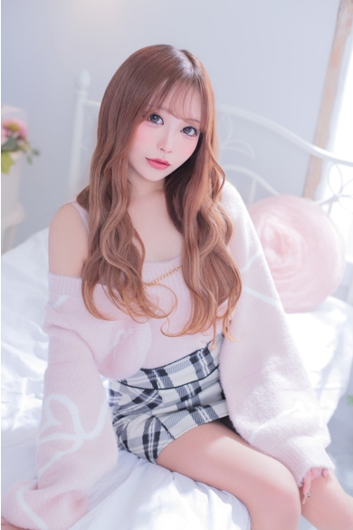 SEA SIDE CLUBの白咲 愛南