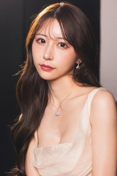 皇 ゆりの