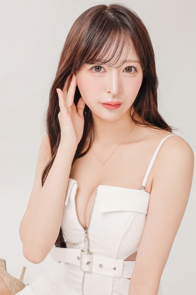 BARCELONA　桃李の姫乃 ゆきね