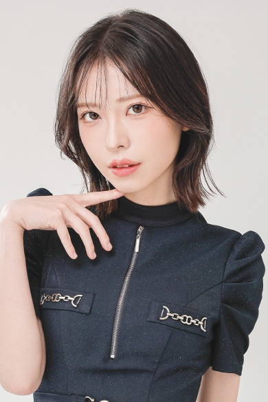 BARCELONA　桃李の愛瀬 羽音