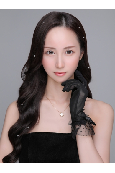 HANABIの綾瀬 せな