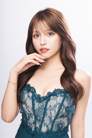 BARCELONA　桃李の愛乃 さらん