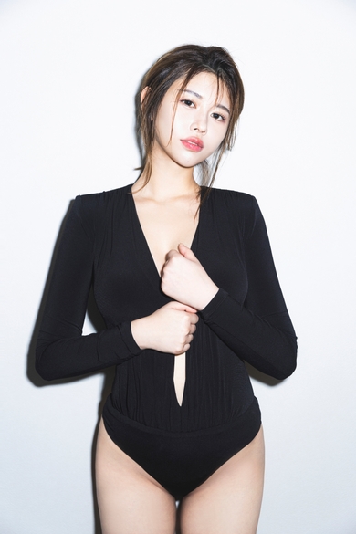 BARCELONA　桃李の歌姫 りか