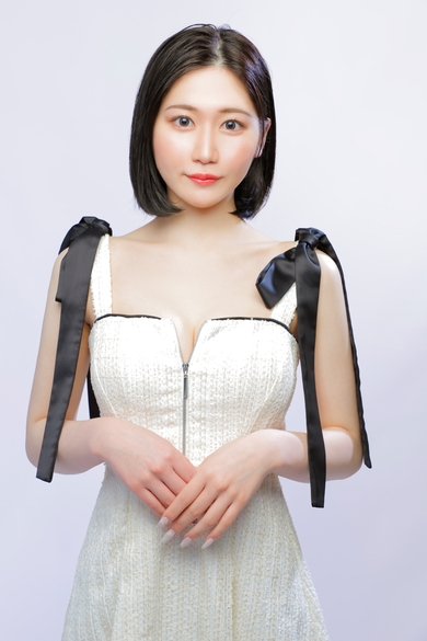 BARCELONA　桃李の桃瀬 カズハ