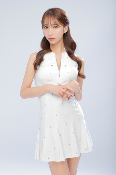 BARCELONA　桃李の朝比奈 るか