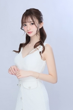 ガーデンスタイルの早瀬　なこ