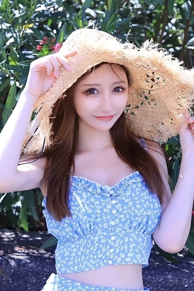 GLAMOROUS LOUNGEの夢咲　りおな