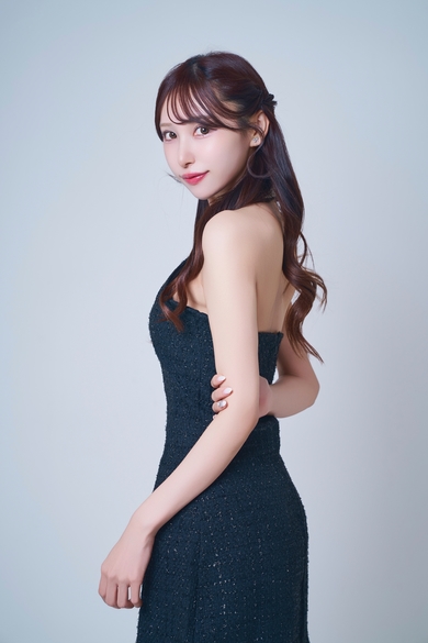 GLAMOROUS LOUNGEの一条　まりん