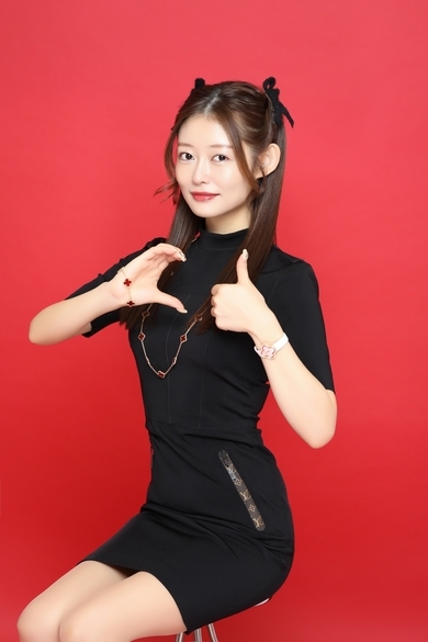 GLAMOROUS LOUNGEのほしのしほ