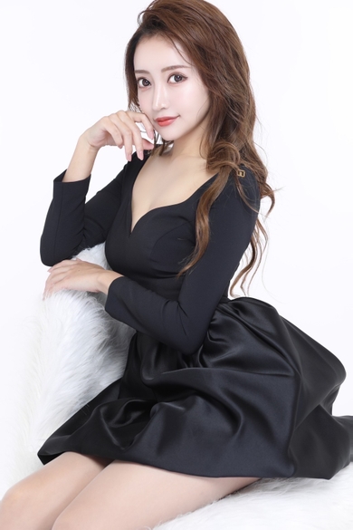 GLAMOROUS LOUNGEの朝倉　のぞみ