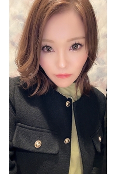 皐月　れお