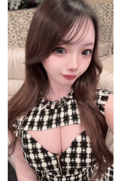CLUB GEMMEの一条 すみれ