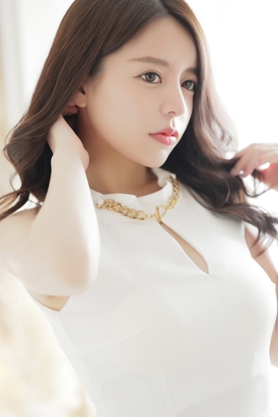 La Luce(ラ ルーチェ) の水波　あずな