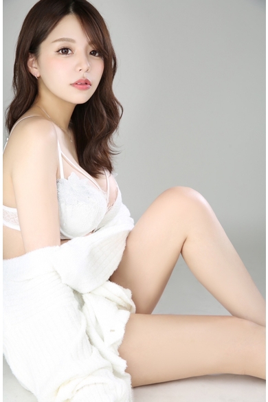 La Luce(ラ ルーチェ) の水波　あずな