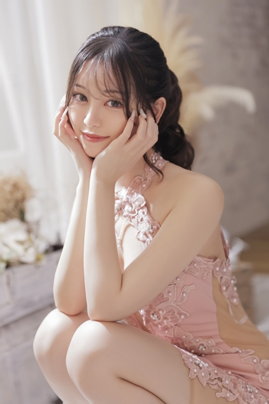 NEW CLUB PiNK（ピンク）の一ノ瀬　はづき