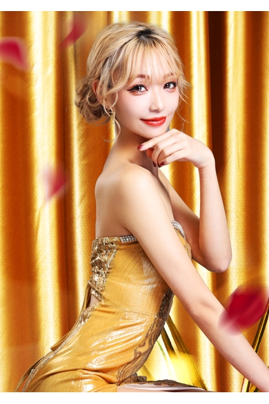 NEW CLUB pretty WOMENのまこと