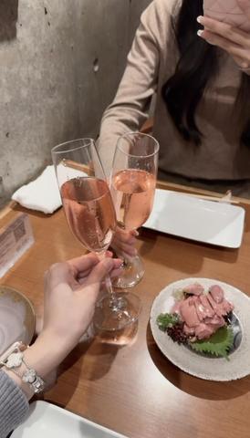 いまーすにゃん😽