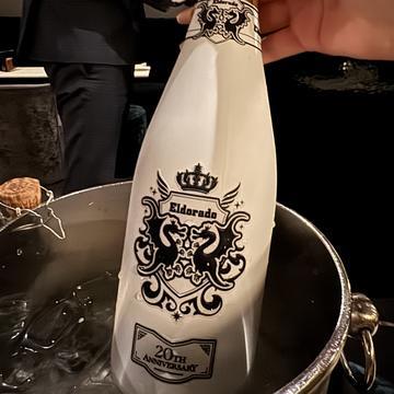 🍾✨🤍