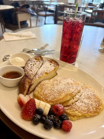 美味しいパンケーキ🥞😋また食べたいな