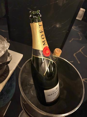 何も聞いてなかったのに