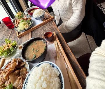 こんもりごはん