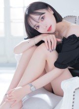 色白黒髪の美麗キャスト！