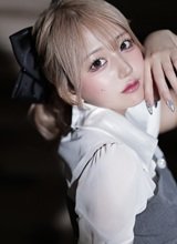 二面性の魅力!甘辛系美女!