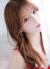 無防備な部屋着に、視線も鼓動も奪われる。