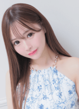 艶やかな佇まいに見惚れる…